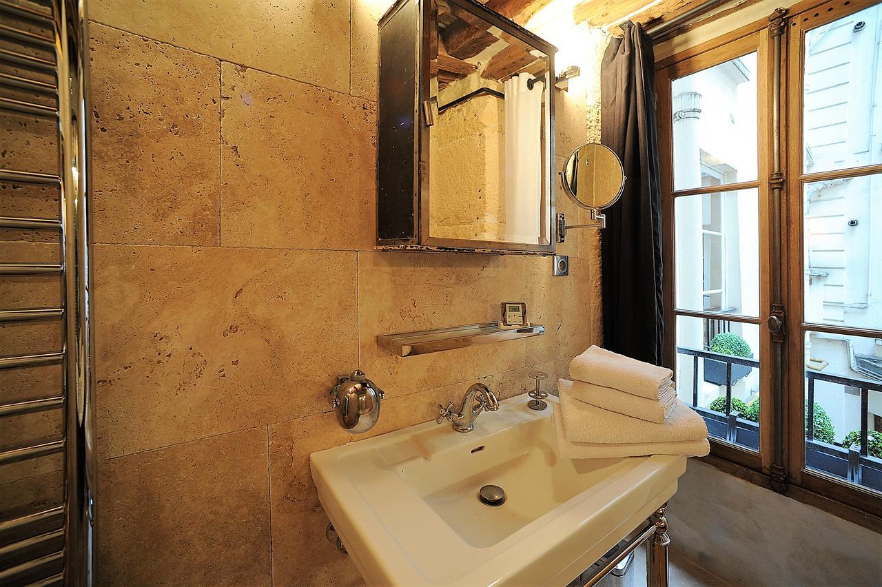 Historical 3 Bedroom Gravilliers Parijs